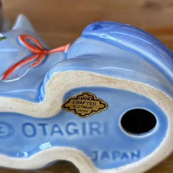 Set of 2 Vintage Otagiri Blue Floral Kitty Cat Salt & Pepper Shakers - Picture 6 of 6